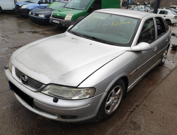 2001 Opel Vectra B Sedan 1.6 benzin, manulis - Bonts