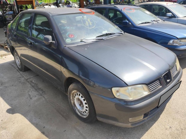 2001 SEAT Cordoba 1.6 benzin, manulis bonts - rbottyn