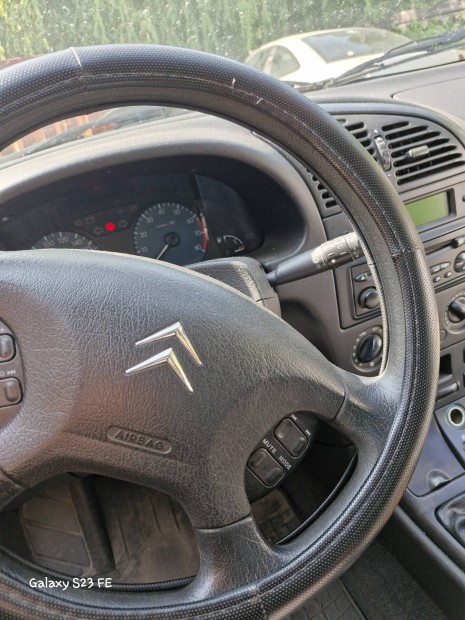 2001es citroen xsara 1.4motorral eladó