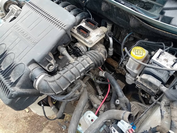 2002 -es fiat punto 1.2b 16v motor 