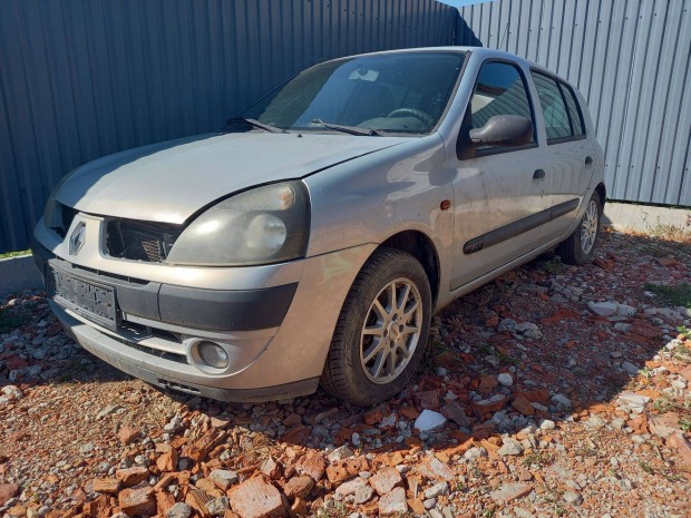 2003 Renault Clio bontott alkatrszek 1.5 Dci