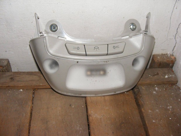 2003-as 5 ajtós Fiat Stilo Beltér világítás (Első)