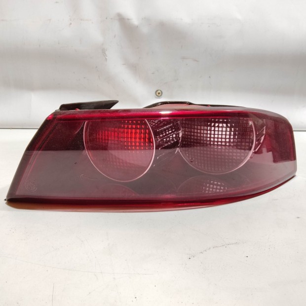 200486 Alfa Romeo 159 2005-2011 jobb hátsó külső lámpa, izzó