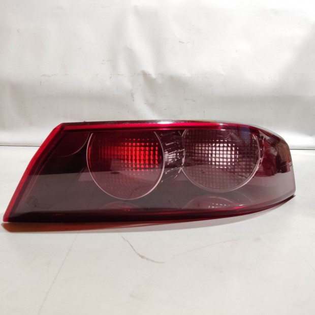 200489 Alfa Romeo 159 2005-2011 jobb hátsó külső lámpa, izzó