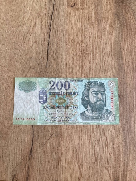 2004-es 200 forint