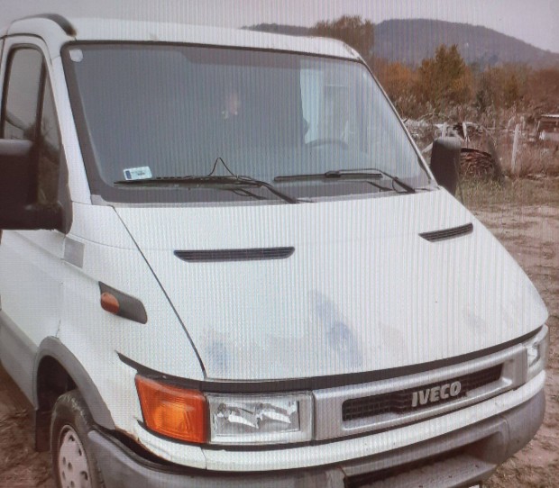 2004-es Iveco daily bal fnyszrk eladk