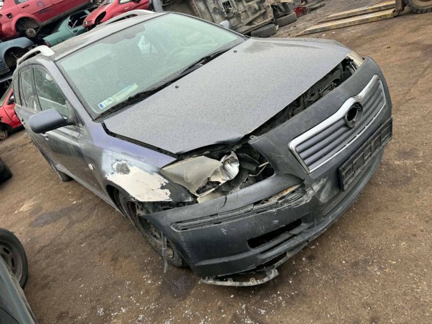 2005 Toyota Avensis 2.2D -2Ad- bontott alkatr�szek