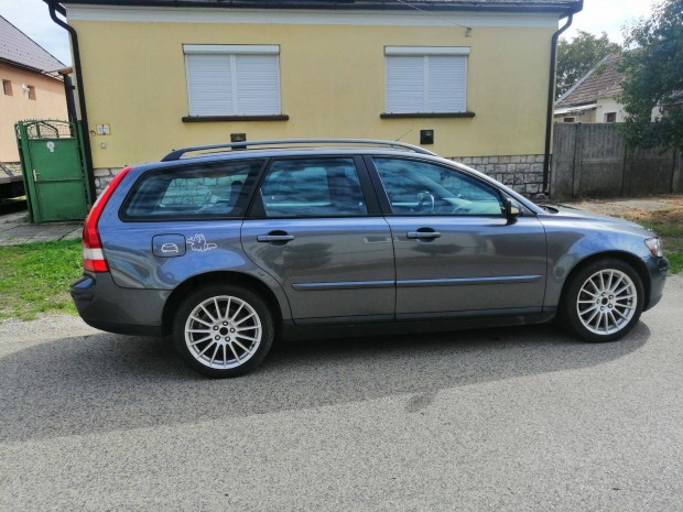 2005 Volvo v50 alkatrszek