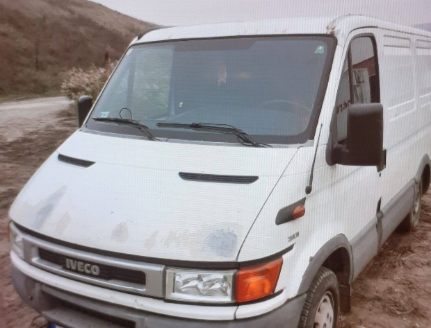 2005-es Iveco daily els laprug elad