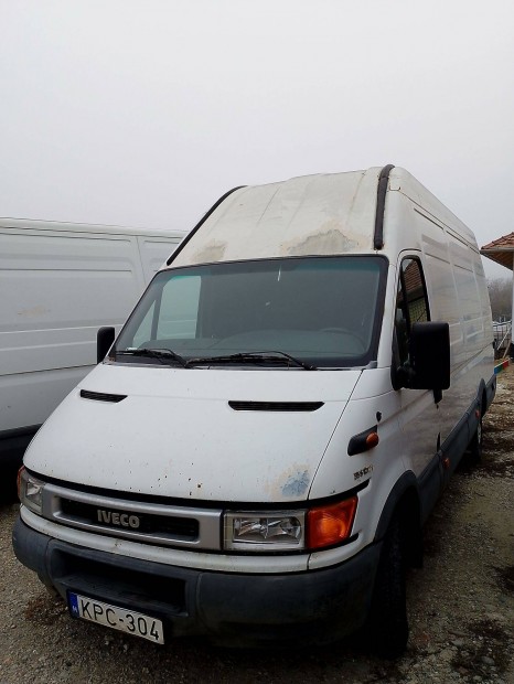 2005-os 2,8jtd Iveco daily genertor elad