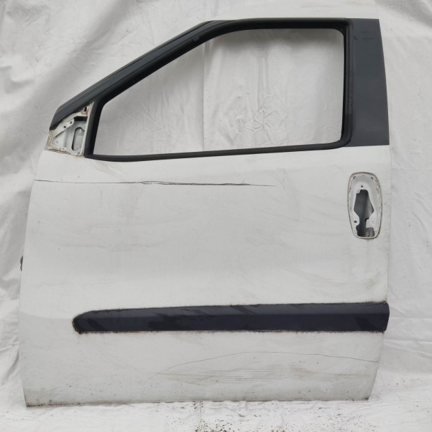 200666 Fiat Doblo 2009-2022 bal első ajtó, a képen látható
