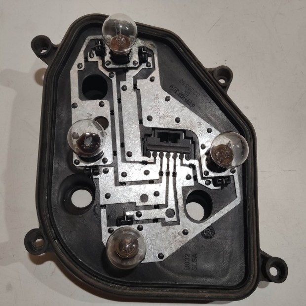200687 Fiat Stilo 5 ajtós 2003-2007 bal hátsó Izzó foglalat 51735222