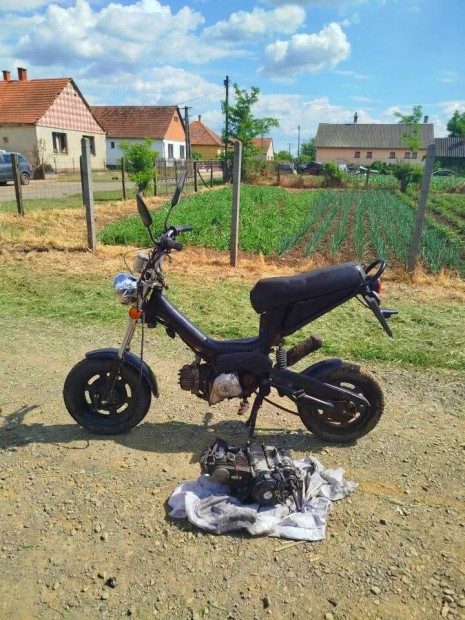 2006 Kismotor elad