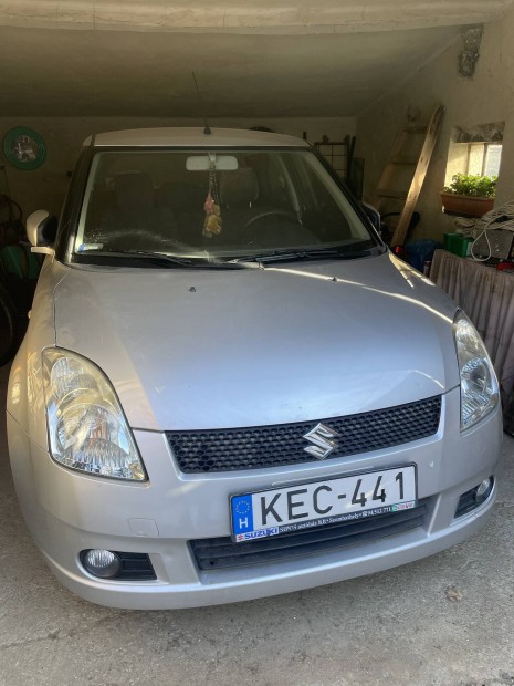 2006 Suzuki Swift sz�rke