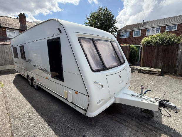 2006 elddis Crusader (6személyes angol lakókocsi klimával)p