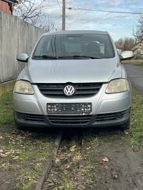 2007 VW. Fox 1.2 B. Motor hibs alkatrszei Elad