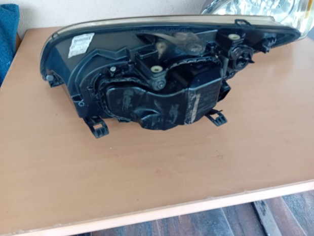2007-es ford focus mk2 első lámpa jobb - bal