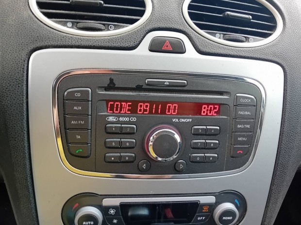 2007-es ford focus mk2 gyári cd-s rádió