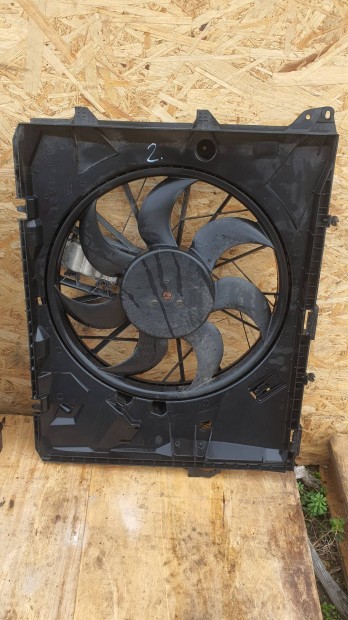 2009 BMW 1 ht ventiltor s keret 25.03.25.b 