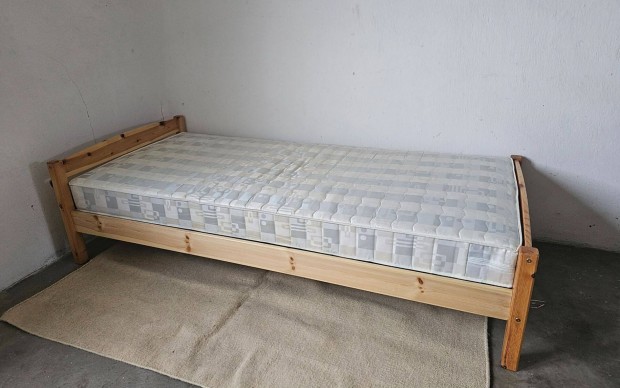 200X100 fenyö ágy + matrac + ágyrács