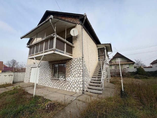 200 nm-es h�z elad� Mez�k�vesd