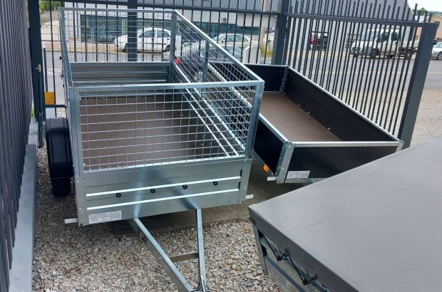 200x108x36 cm, horganyzott �j Ut�nfut�! Magas�t�val (ig�ny eset�n)