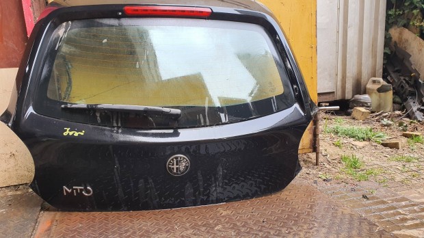 2010 Alfa Mito csomagtr ajt karosszria elem 23.03.22