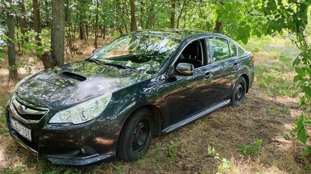 2010 Subaru legacy 189500 km