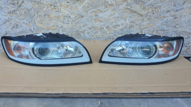 2010 Volvo V50 első fényszóró 25.06.30.A.E.21p