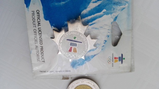 2010-es jelvény Vancouveri Téli Olimpiai III. szép db bontatlan