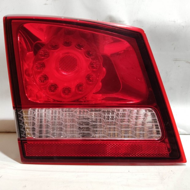 201128 Fiat Freemont 2011-2015 bal hátsó belső lámpa 68078517AD
