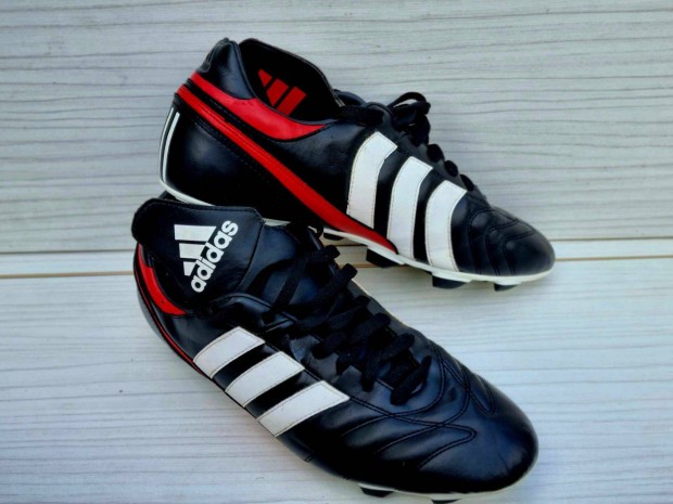 2011 Adidas traxion Vintage