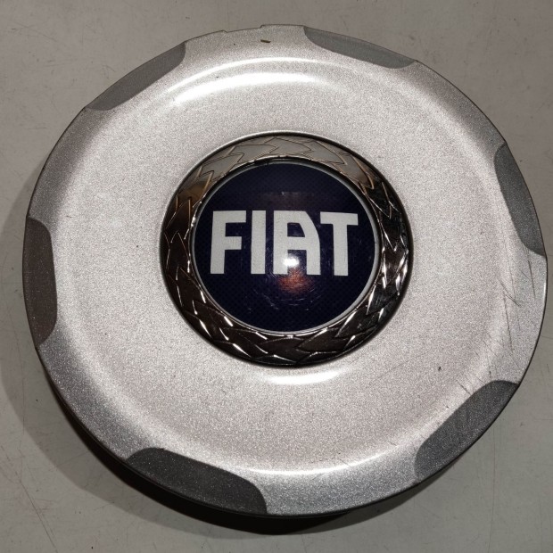 201266 Felni Stilo 17"-os alufelni közép kupak 50901050 , 50901044