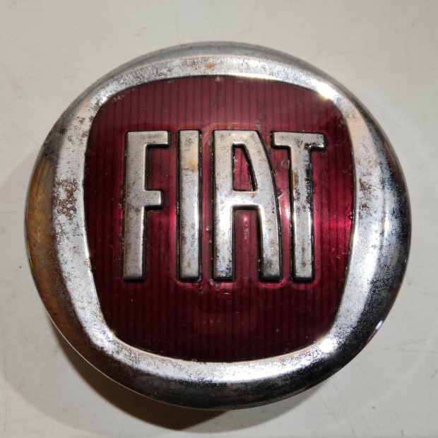 201303 Fiat Freemon Felni közép kupak, a képen látható állapotban