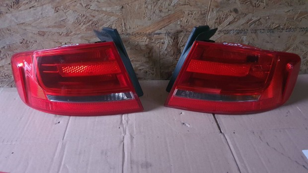 2013 Audi A4 Sedan hátsó lámpa 24.12.06. gyári
