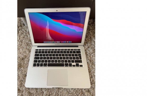 2014 Macbook Air 13 1.4Ghz i5 8Gb 128SSD