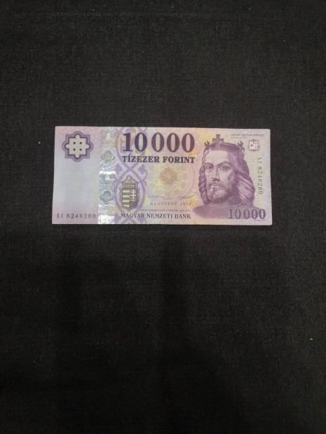 2014 es vjratu hajtatlan 10.000 Ft os bankjegy