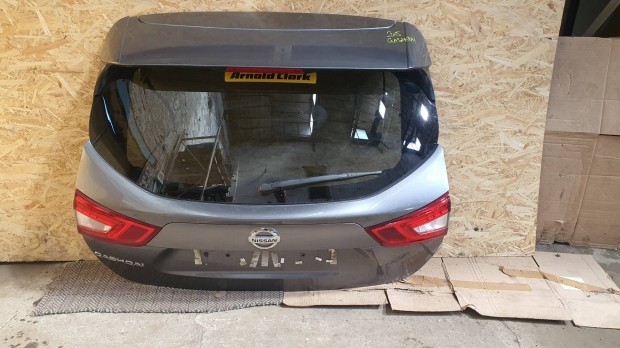 2015 Nissan Qashqai Csomagtér ajtó 24.09.04 karosszéria elem