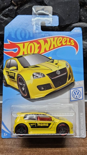 2017Hot Wheels Volkswagen Golf GTI