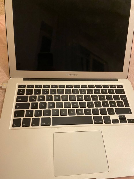 2017 Macbook Air 13 i5 8GB 128GB