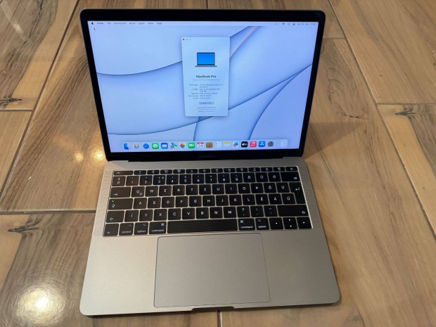 2017 Macbook Pro 13" Retina 256 SSD, Magyar, Korrekt ron