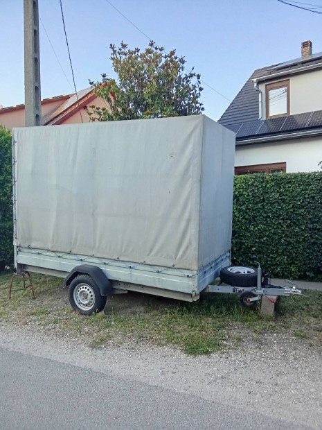2017 évj. 750 kg nagy méretű utánfutó