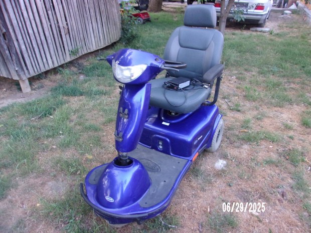 2020 Meteor moped, rokkantkocsi