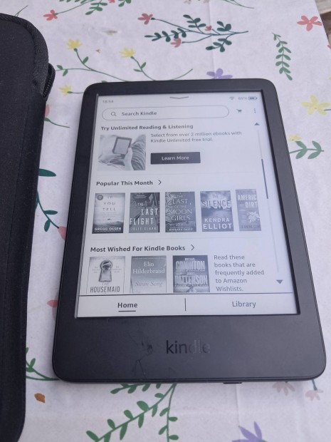 2022-es Amazon Kindle 11th generation paperwhite ebook. 13GB