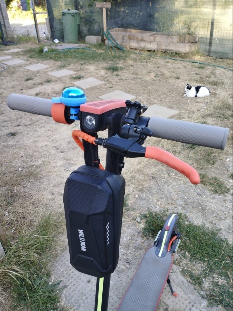 2023-as Aovopro S80as elektromos roller.