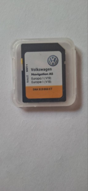 2024/25 Volkswagen AS V19 navigci 32GB Passat B8