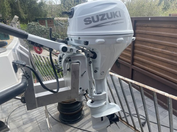 2024 Suzuki DF20 cs�nakmotor, �nind�t�, powertrim, t�vkaros �jszer�