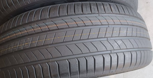 2024-es Új/demó Nexen Nfera 215/55 R18 nyári gumik 95e./4db