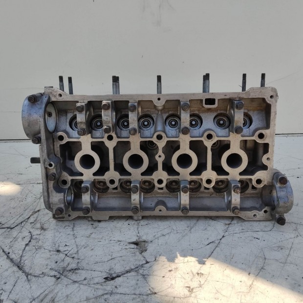 202531 Alfa Romeo GT, 156 2,0 16v Jts hengerfej, szelepekkel