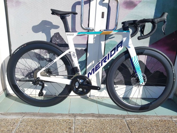 2025 Merida Reacto 6000 IV1 Gyöngyfehér(KÉK-TEAM) (XS)